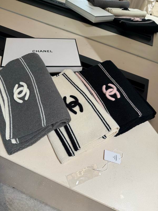 Chanel scarf 35X190cm E 112819